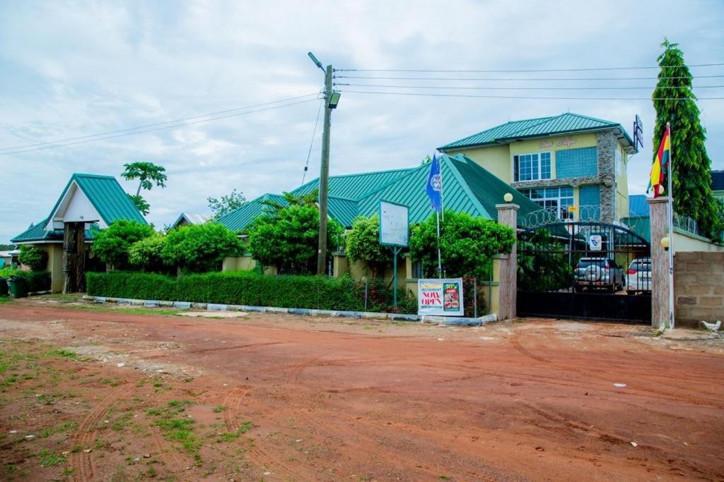 Best Lodge Tamale Bagian luar foto
