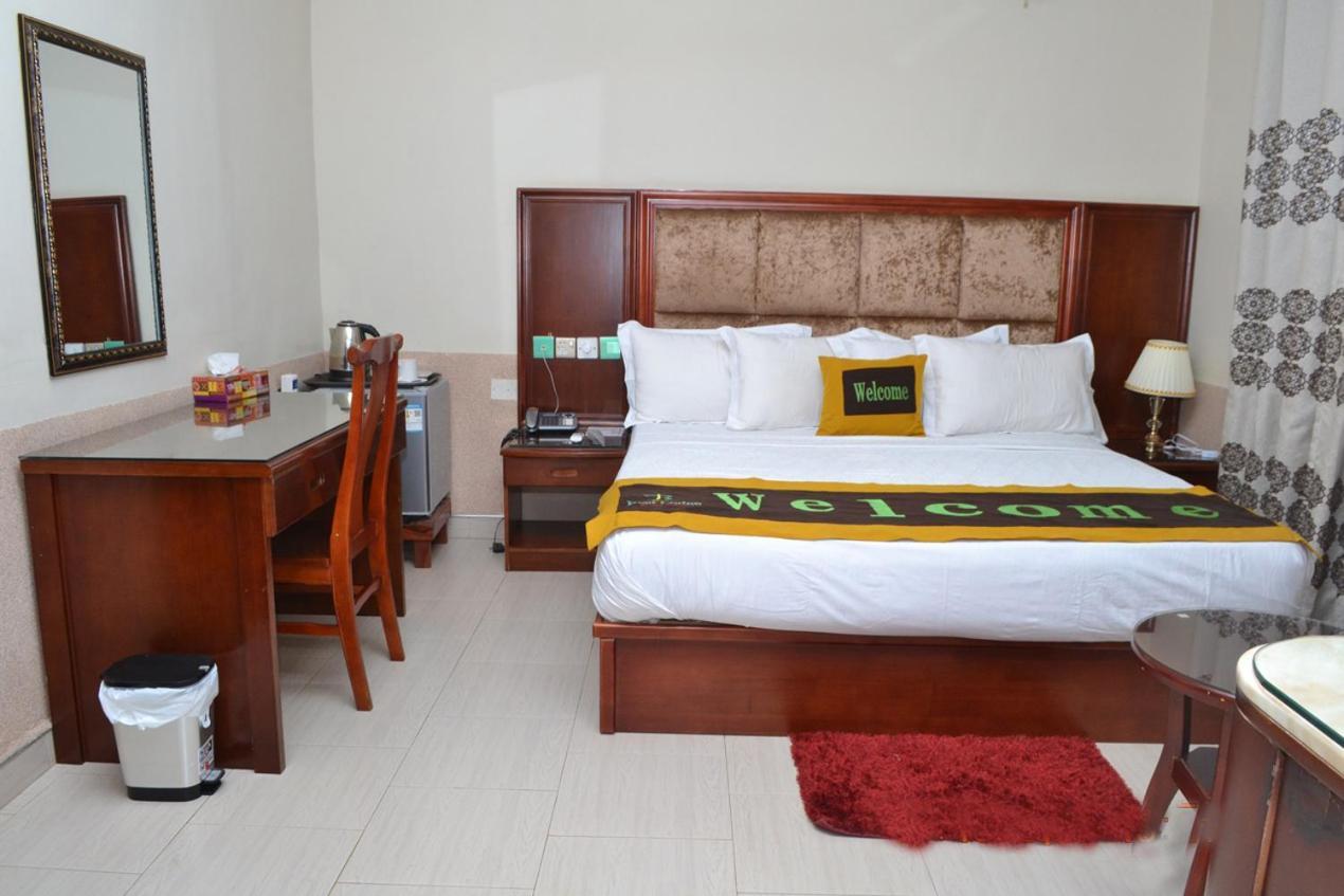 Best Lodge Tamale Bagian luar foto